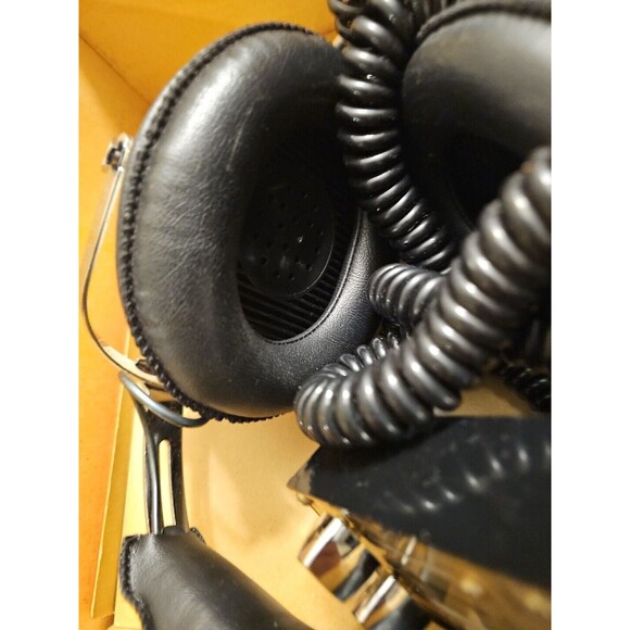 SONIC IV HeadPhones + Master Control Center + Original Box Rare tested working - Picture 9 of 16